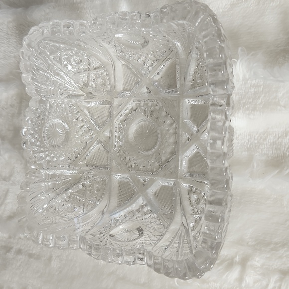 Lenox Square Glass dish stamped in the center - Picture 3 of 7